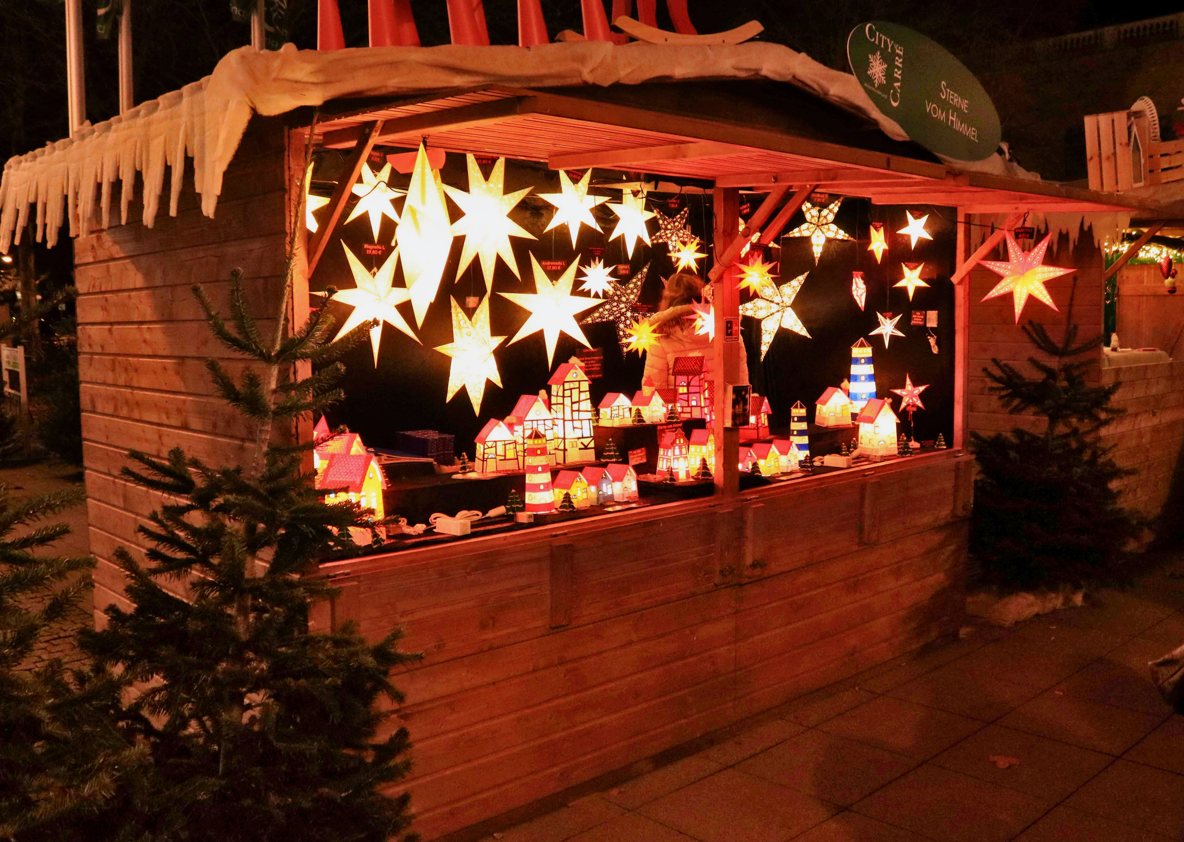 Weihnachtshuette mieten bei eventTime, Deinem Markthütten-Shop, unkompliziert online bestellen Weihnachtshuette mieten bei eventTime, Deinem Markthütten-Shop, unkompliziert online bestellen