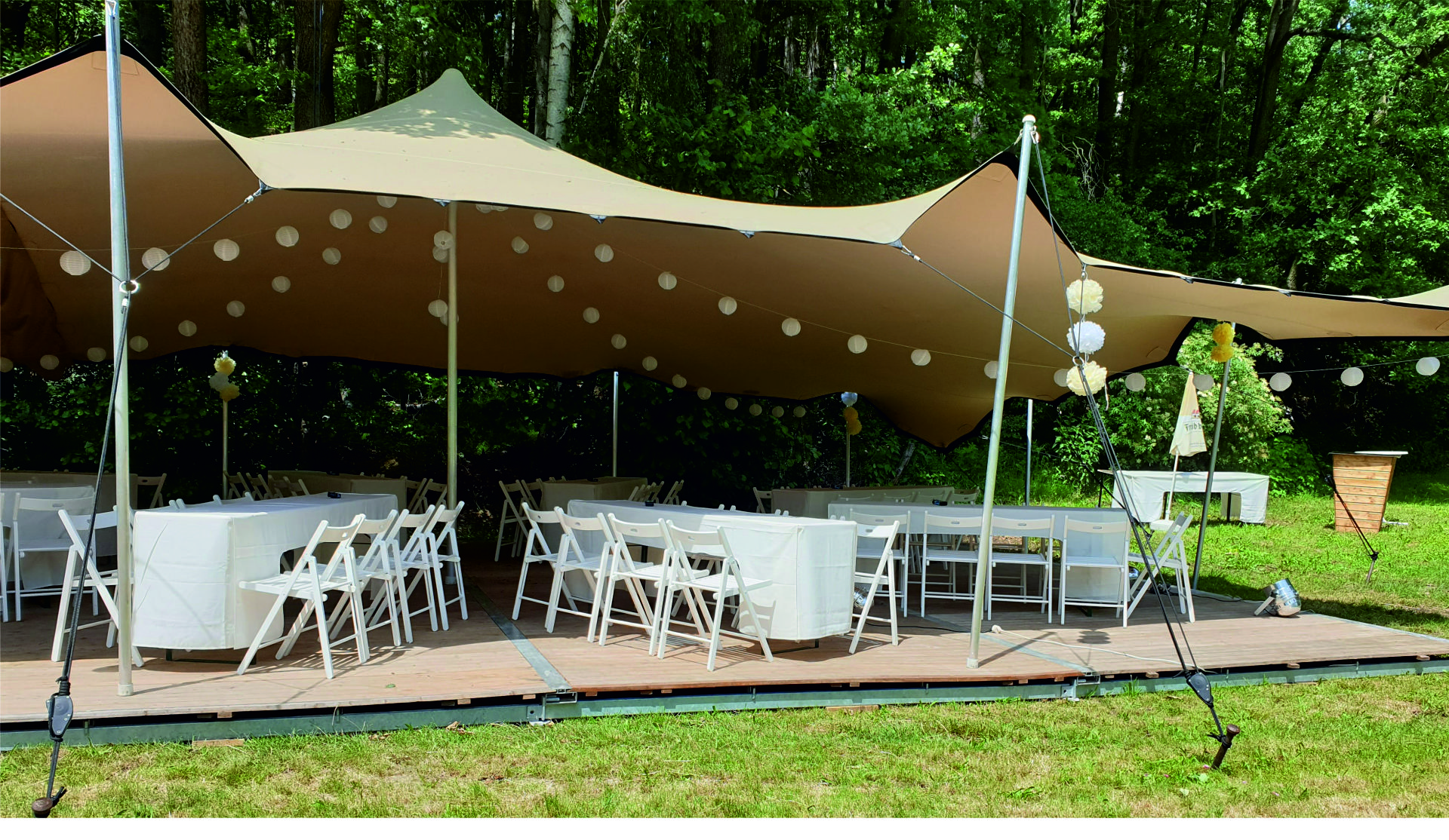 Festzelttisch und Husse - mieten bei eventTIME, der Partyausstatter