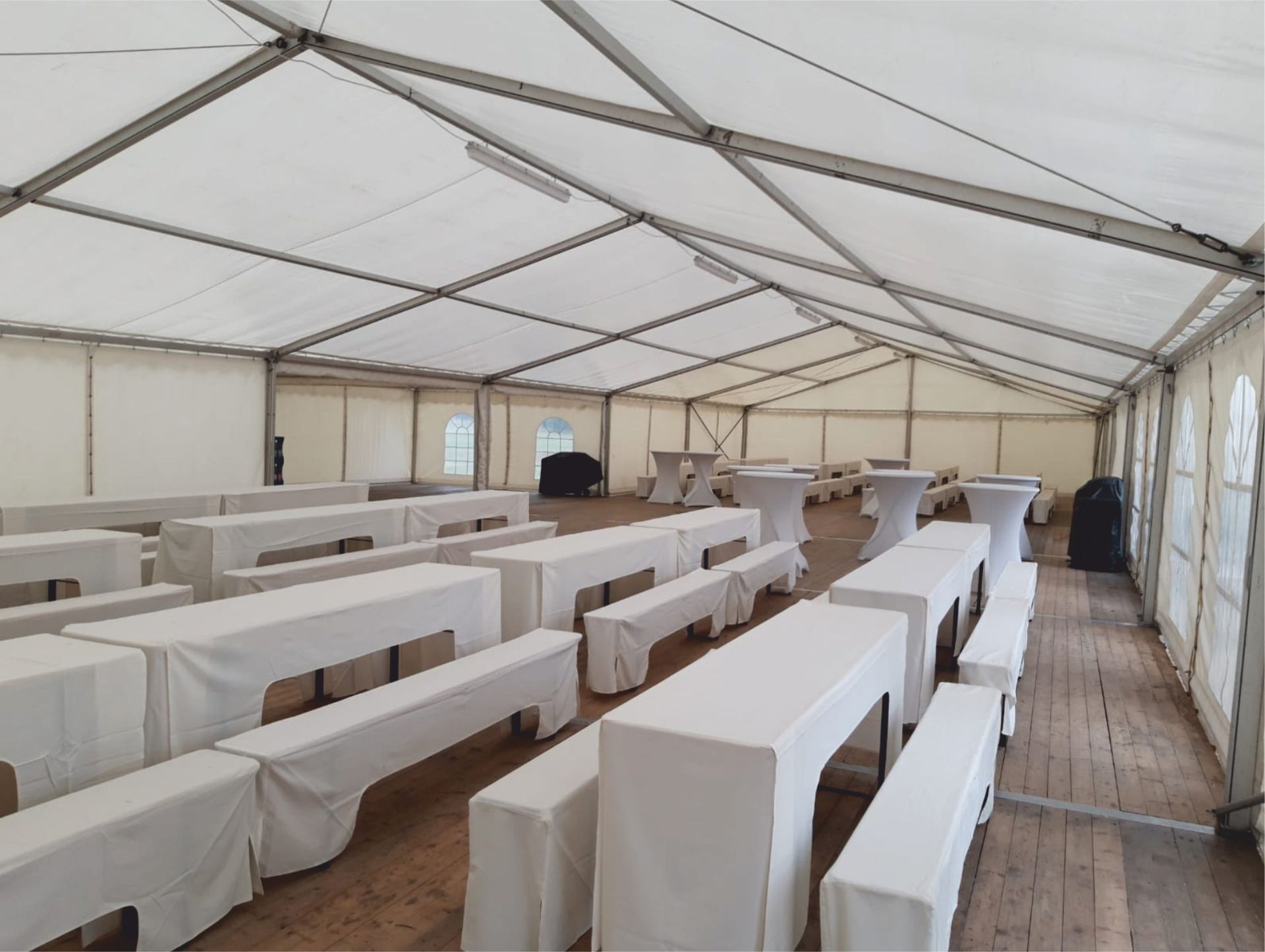 Tisch fuer Festzelt - mieten bei eventTIME, der Partyausstatter