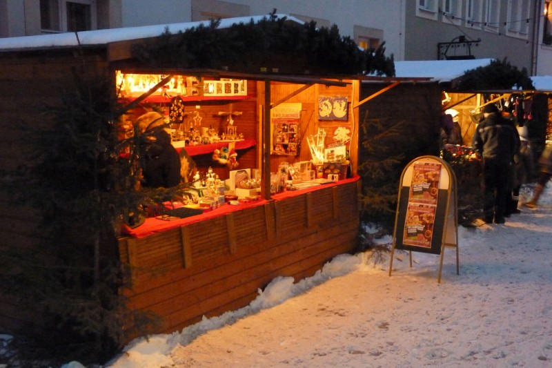 Weihnachtsmarkt Stand bei eventTime, Deinem Markthütten-Shop, unkompliziert online bestellen