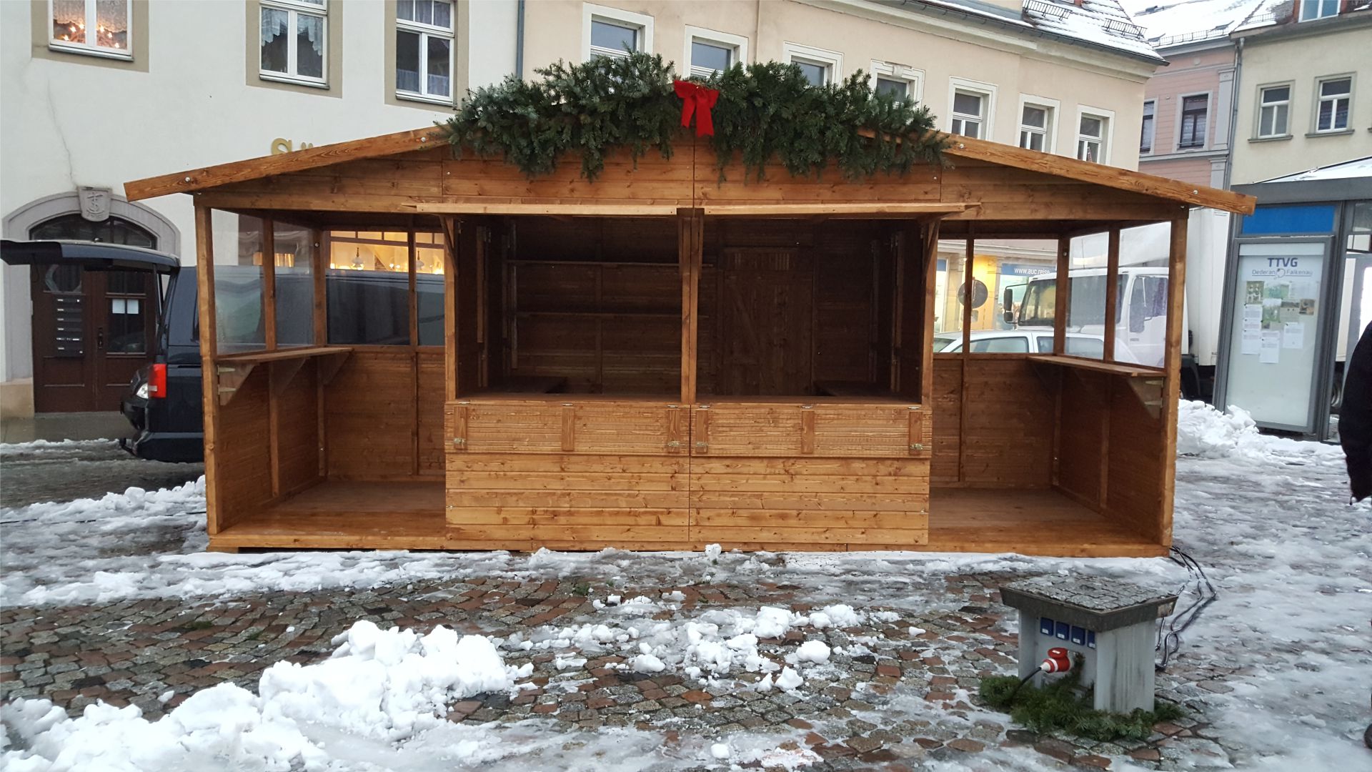 Verkaufshuette mieten 6x2 mit Unterstand bei eventTIME, der Partyausstatter und Markthüttenshop
