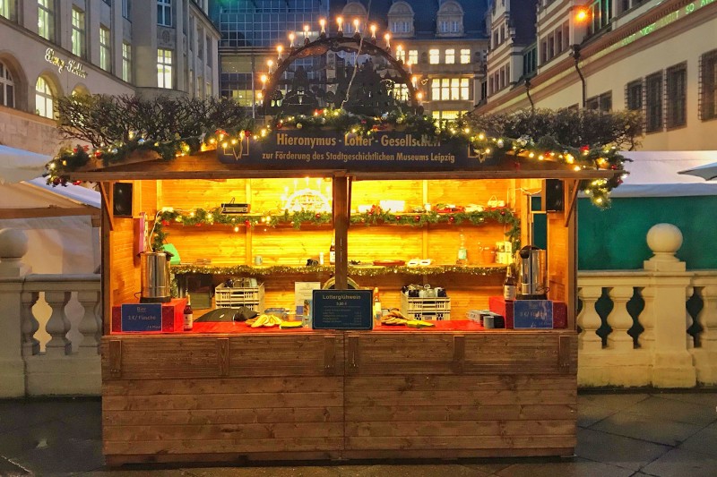 Weihnachtsbude bei eventTime, Deinem Markthütten-Shop, unkompliziert online bestellen