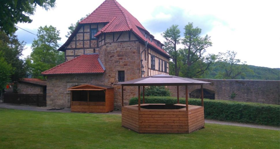 Pavillon mit festem Dach mieten bei eventTime, Deinem Markthütten-Shop, unkompliziert online bestellen